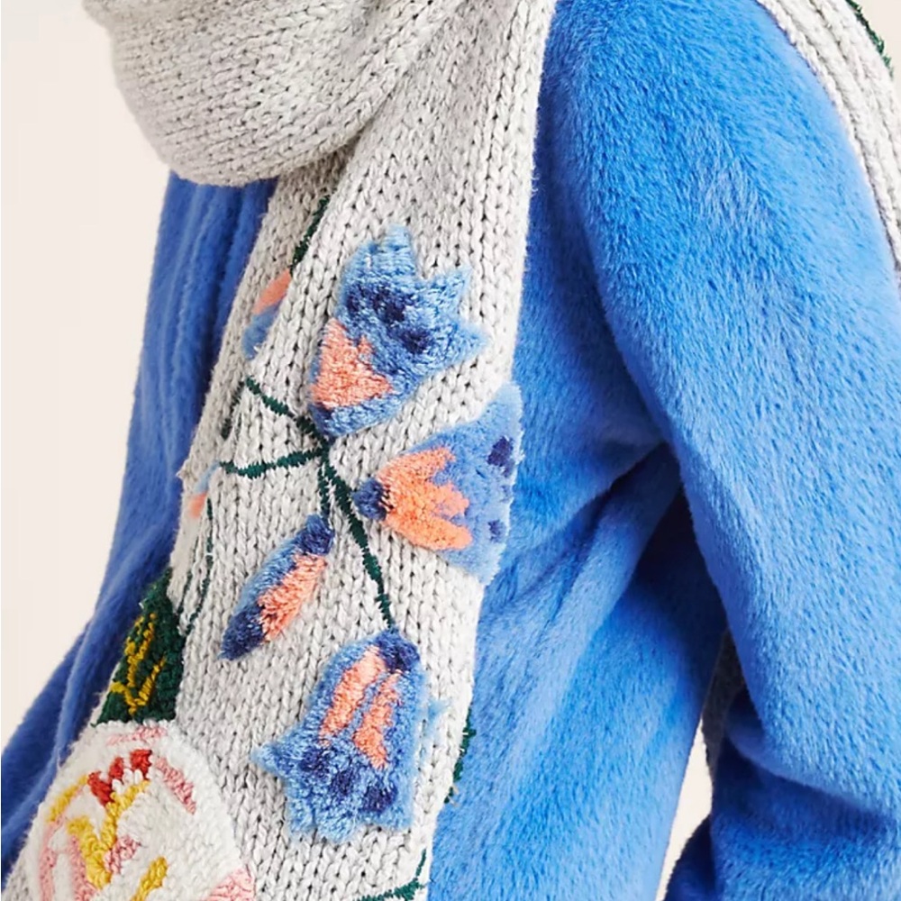 Nathalie Lete x Anthropologie Grey and Floral Embroidery Knit Scarf - Picture 2 of 9